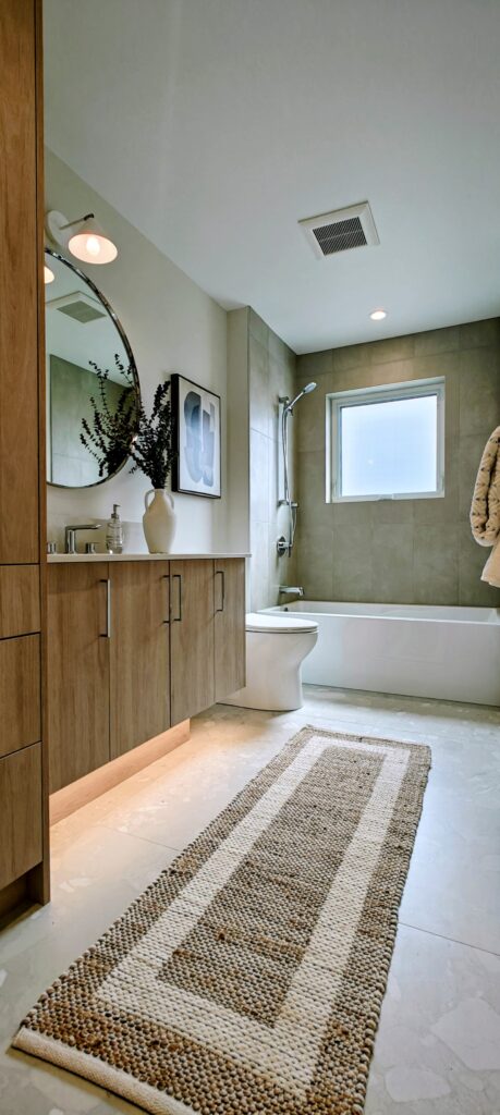 The URBAN NEST main bath - Innovate Design Collective