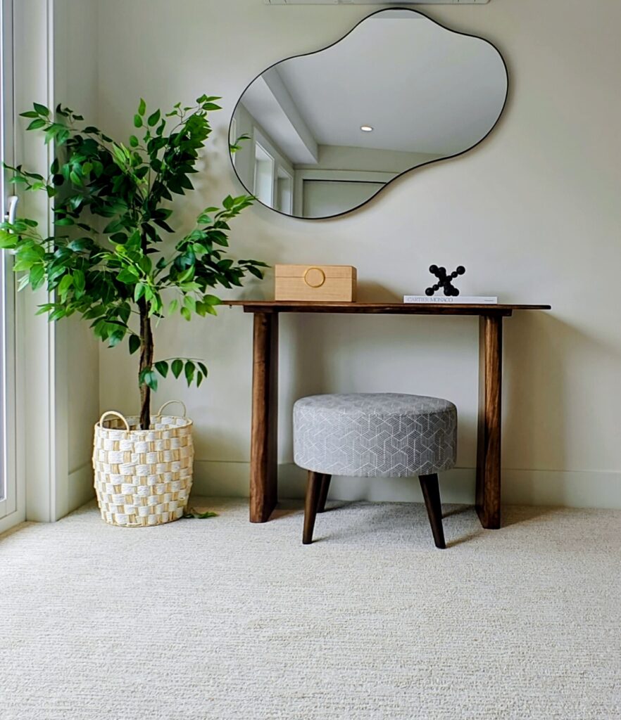 The URBAN NEST primary bedroom - Innovate Design Collective
